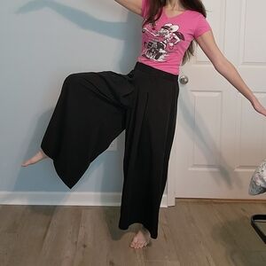 Pants that looks like a skirt